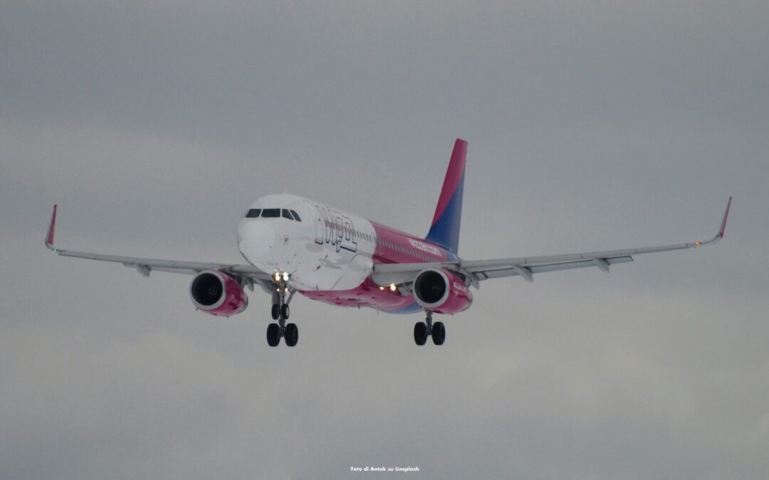 Ritardo volo Wizzair Bergamo-Orio al Serio – Cluji-Napoca. Oltre 5 ore di ritardo: si può ottenere risarcimento e rimborso volo?