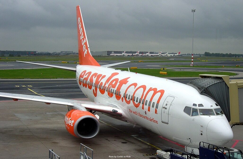 Volo cancellato easyJet Napoli-Catania e Palermo-Napoli: ai passeggeri spetta un risarcimento di 250 euro e il rimborso spese